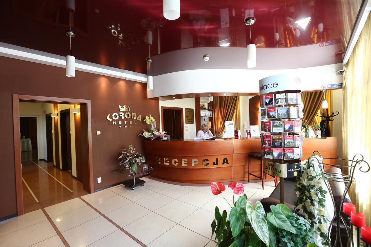 Hotel Korona Ciechanow Bagian luar foto