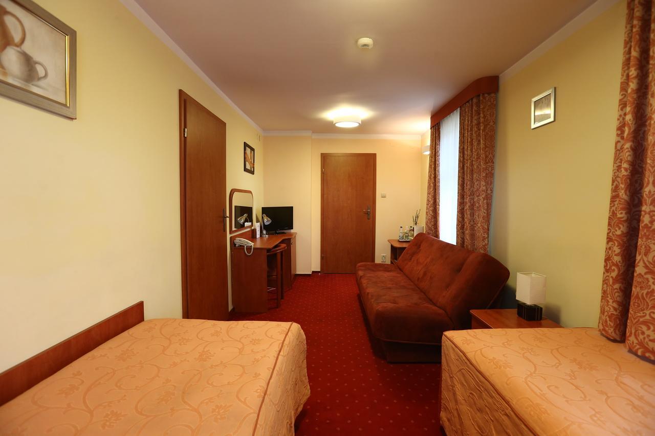 Hotel Korona Ciechanow Ruang foto